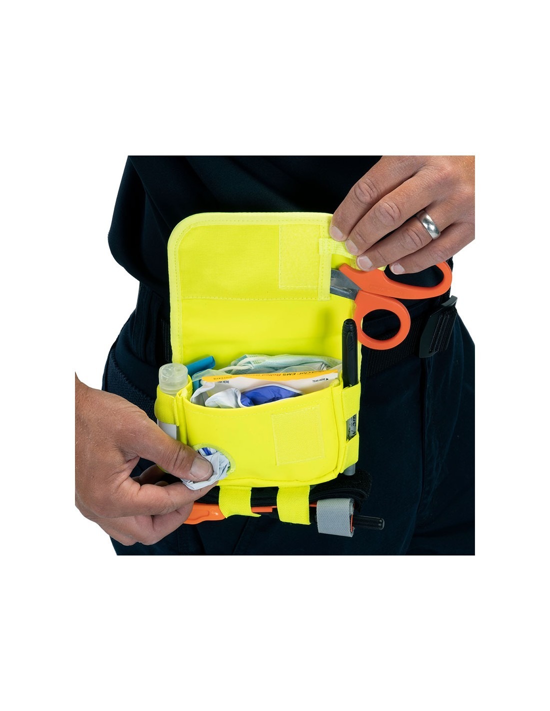MERET E-FAK | BOLSA / RIÑONERA PRIMEROS AUXILIOS. NEGRO A.V.